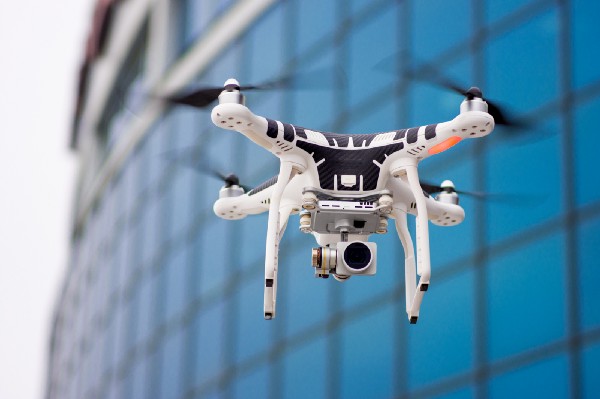 Drones in Real Estate: How Aerial Technology is Shaping the Industry